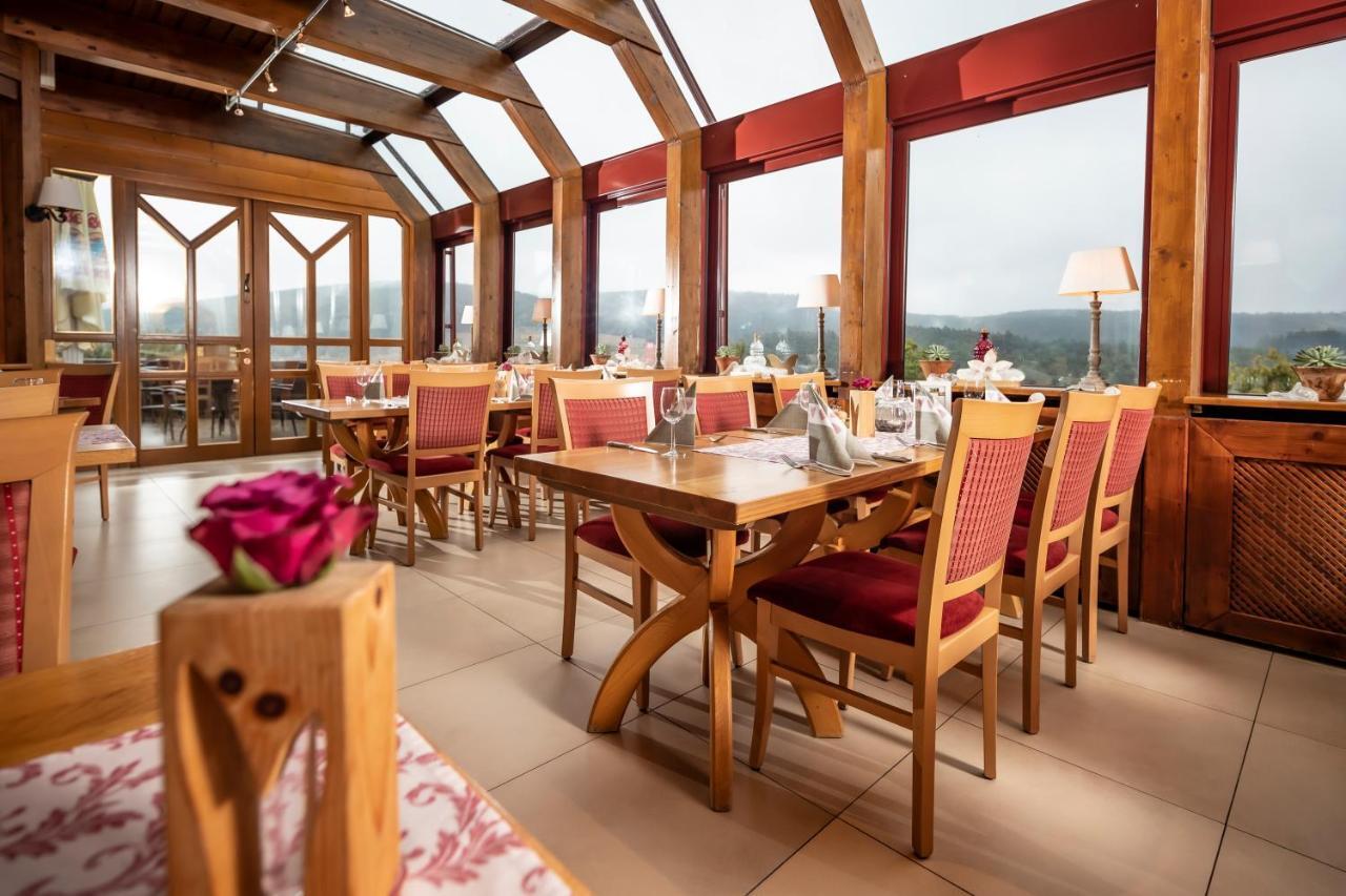 Panorama Hotel Heimbuchenthal Bagian luar foto